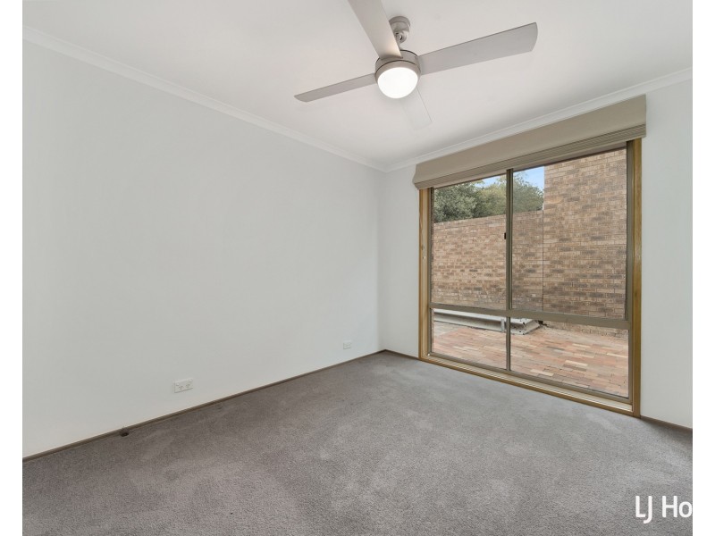 2/21 Ross Road, Queanbeyan East NSW 2620