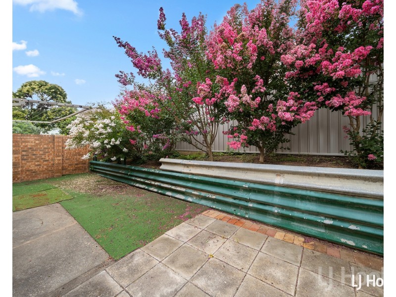 2/21 Ross Road, Queanbeyan East NSW 2620