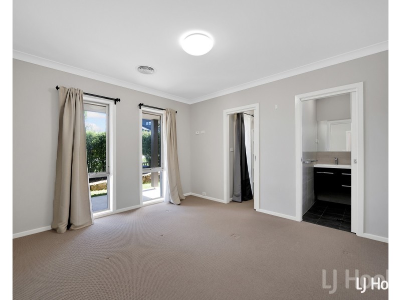 5 Tyrrell Street, Googong NSW 2620