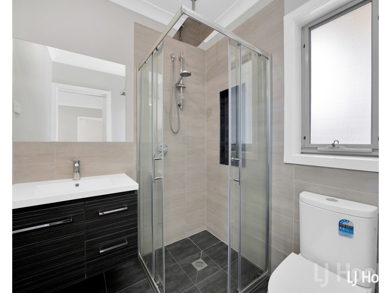 5 Tyrrell Street, Googong NSW 2620