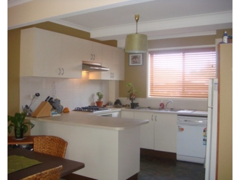 7/53 Walker Crescent, Jerrabomberra NSW 2619