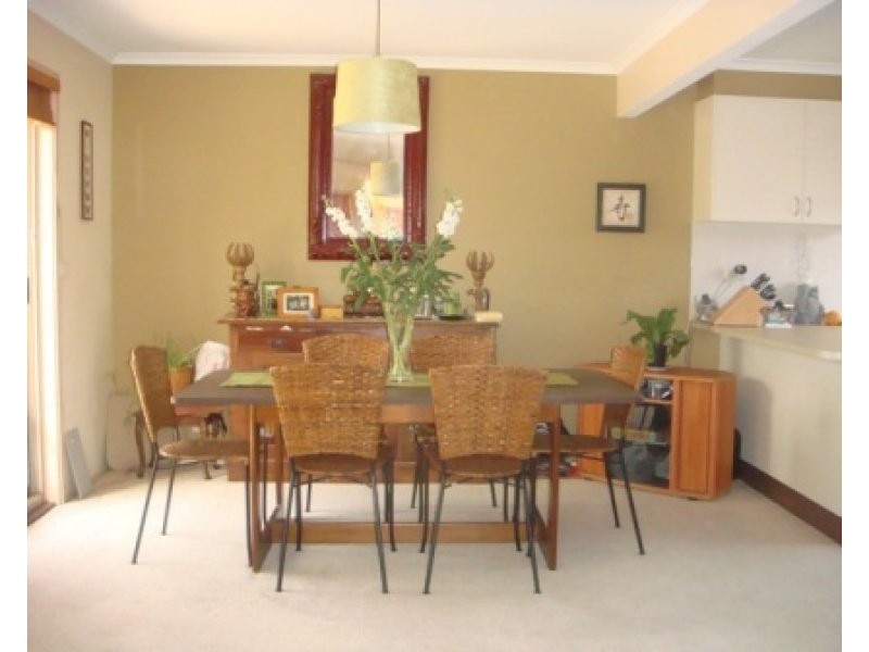 7/53 Walker Crescent, Jerrabomberra NSW 2619