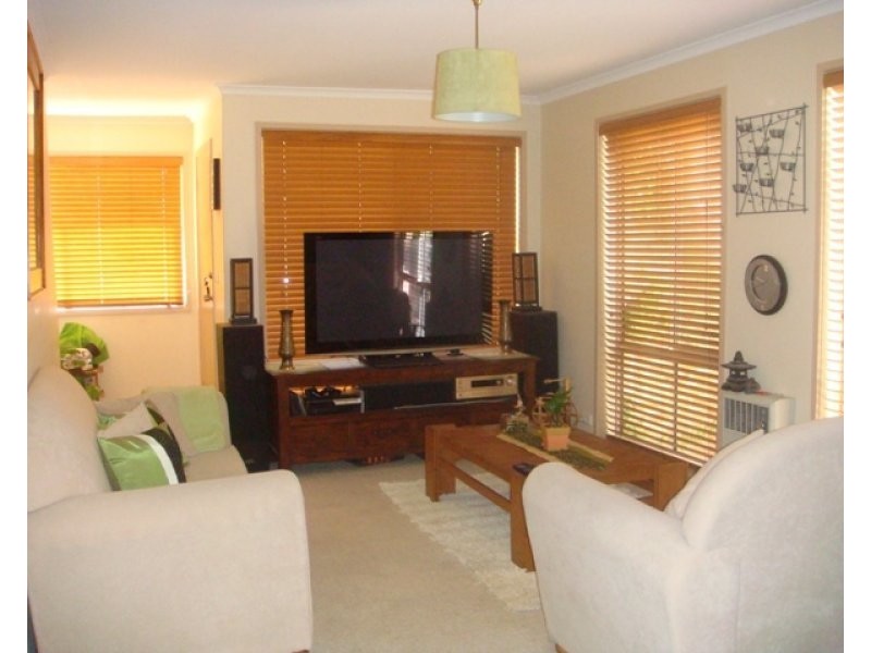 7/53 Walker Crescent, Jerrabomberra NSW 2619