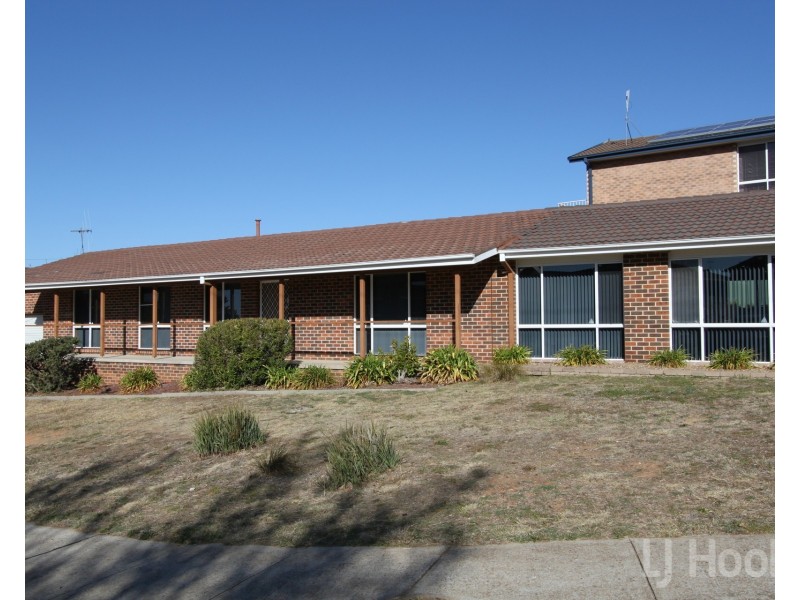 37 Sassafras Crescent, Queanbeyan NSW 2620