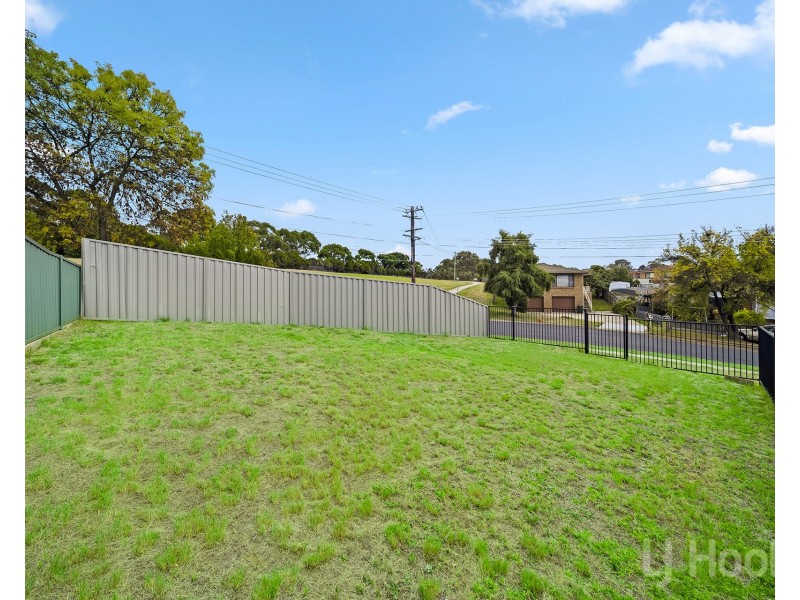 37 Sassafras Crescent, Queanbeyan NSW 2620