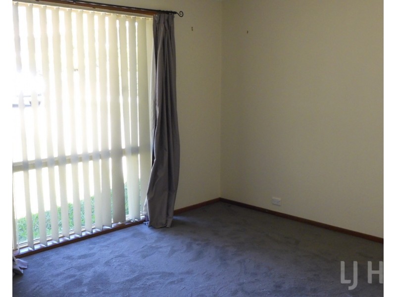 15 Morrison Place, Queanbeyan NSW 2620