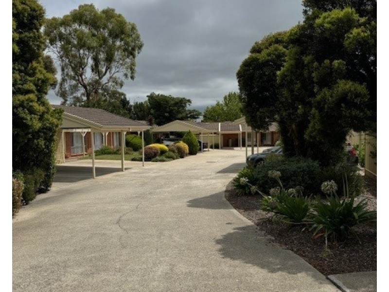 10/21 Elm Way, Jerrabomberra NSW 2619