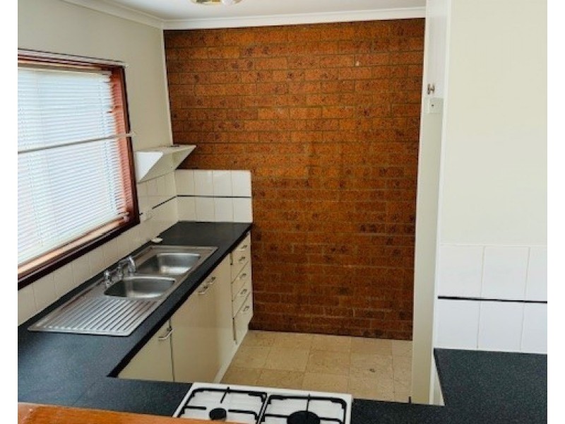 10/21 Elm Way, Jerrabomberra NSW 2619