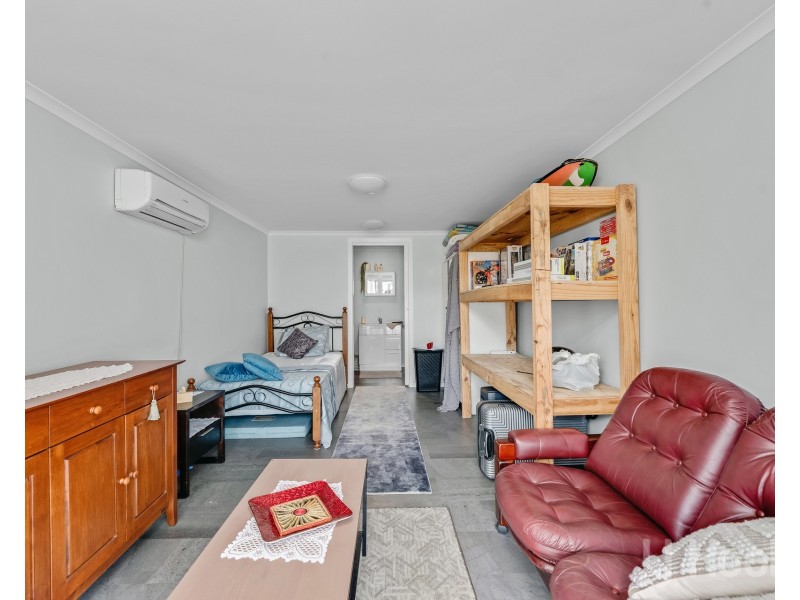 10 Sassafras Crescent, Karabar NSW 2620