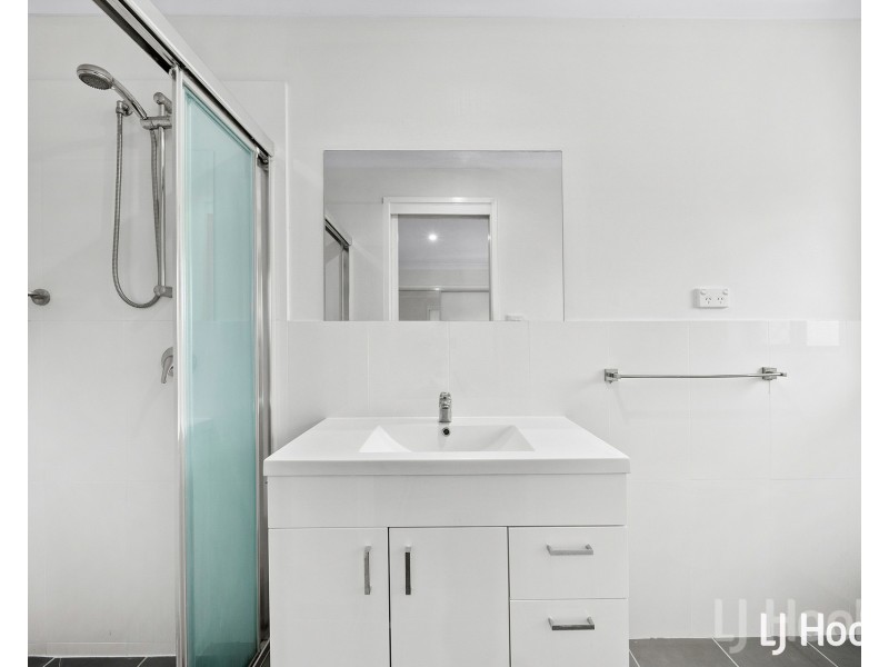 2/6 Waterloo Street, Queanbeyan East NSW 2620