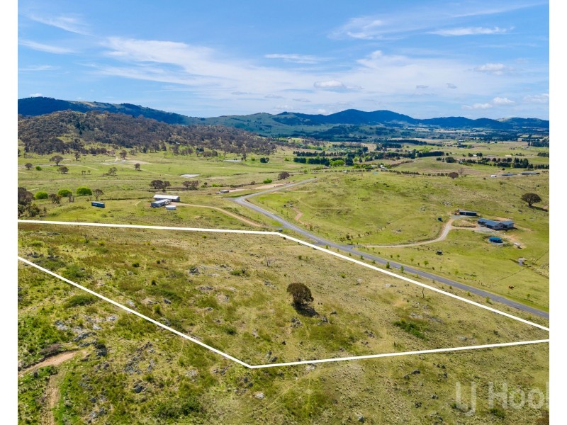 69 Captain Robertson Drive, Burra NSW 2620