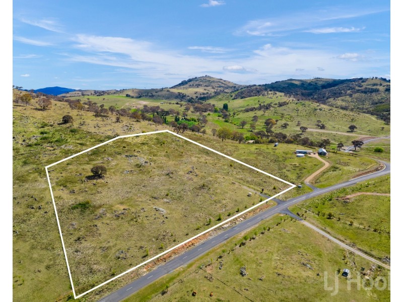 69 Captain Robertson Drive, Burra NSW 2620