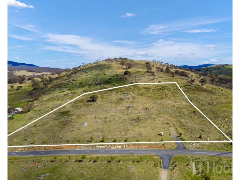 69 Captain Robertson Drive, Burra NSW 2620