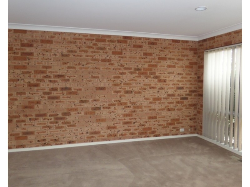 3/20 Blackall Avenue, Queanbeyan NSW 2620