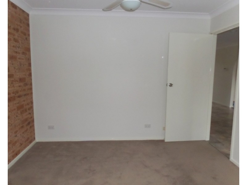 3/20 Blackall Avenue, Queanbeyan NSW 2620