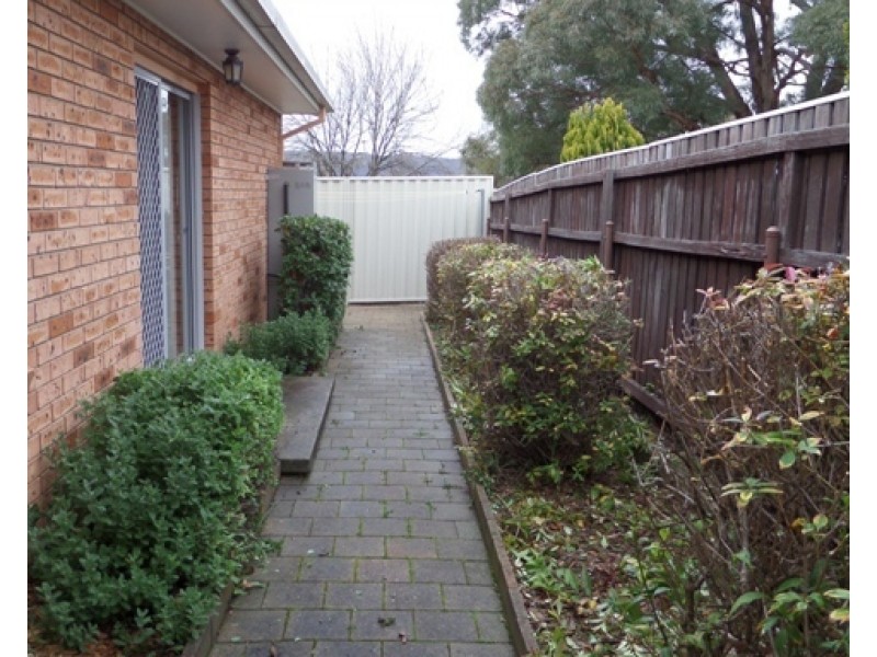 3/20 Blackall Avenue, Queanbeyan NSW 2620