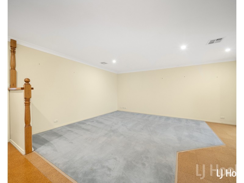 4 Laurel Place, Jerrabomberra NSW 2619