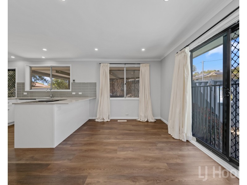 6 Laura Place, Karabar NSW 2620