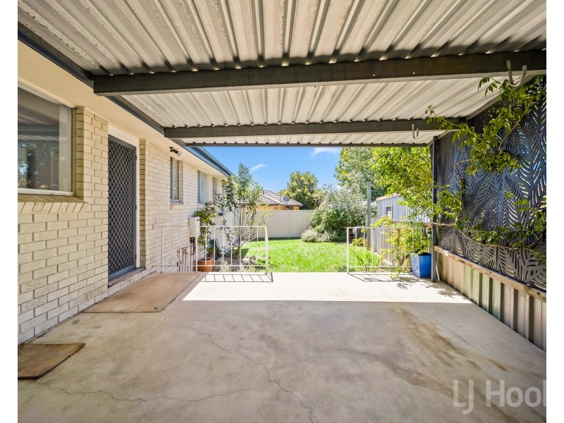 6 Laura Place, Karabar NSW 2620