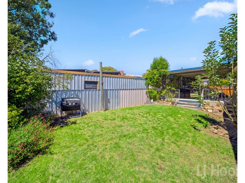 6 Laura Place, Karabar NSW 2620