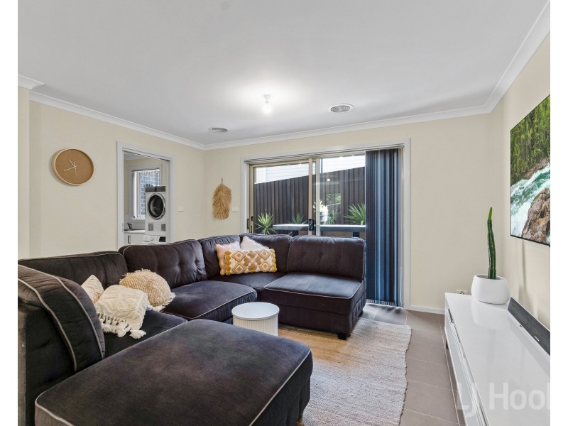 2/6 O’Neill Street, Queanbeyan East NSW 2620