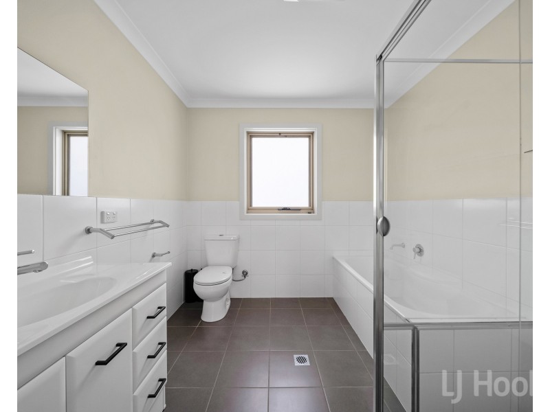 2/6 O’Neill Street, Queanbeyan East NSW 2620