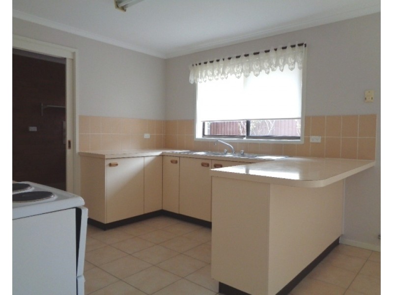 3/11 Donald Road, Queanbeyan NSW 2620