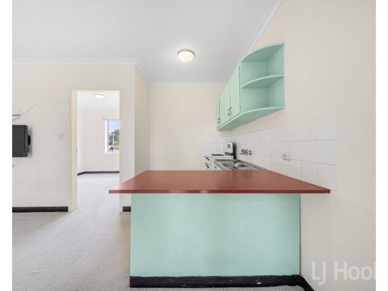 1/122 Henderson Road, Crestwood NSW 2620