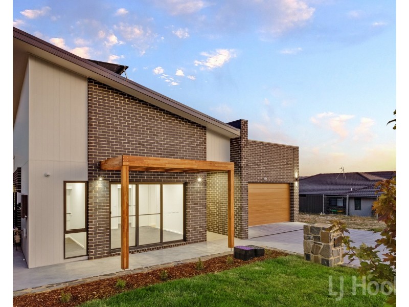 25 Lambrigg Road, Googong NSW 2620