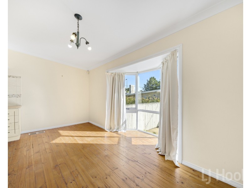 32 Thorpe Avenue, Queanbeyan NSW 2620