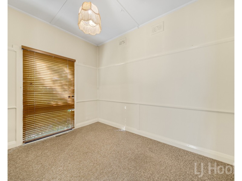 32 Thorpe Avenue, Queanbeyan NSW 2620