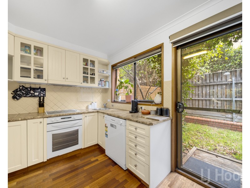 15/11 Donald Road, Queanbeyan NSW 2620