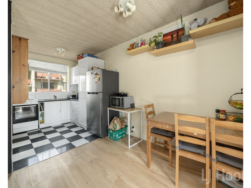 20/48 Trinculo Place, Queanbeyan East NSW 2620