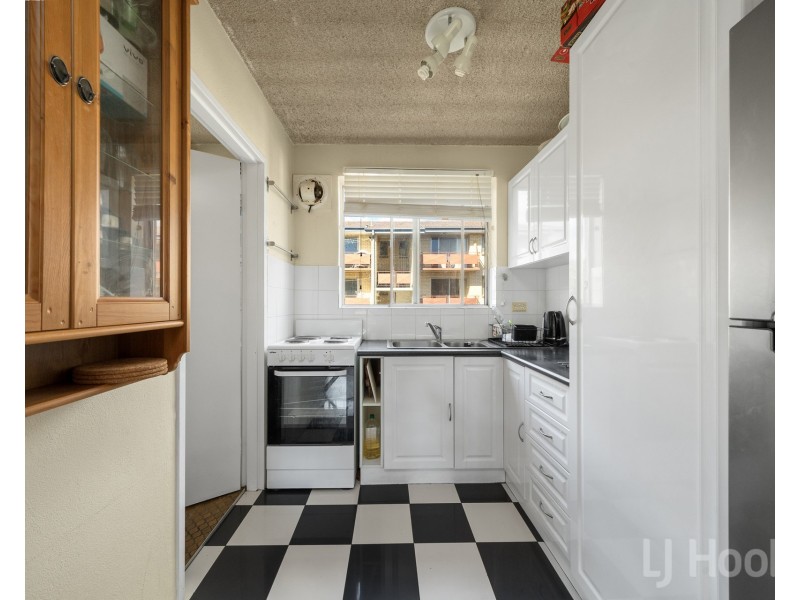 20/48 Trinculo Place, Queanbeyan East NSW 2620