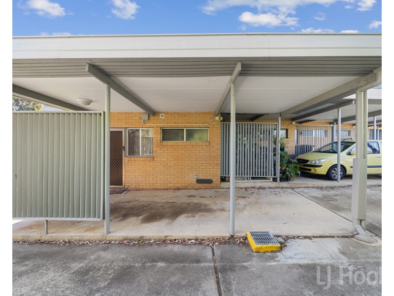 6/13-15 Gilmore Place, Queanbeyan West NSW 2620
