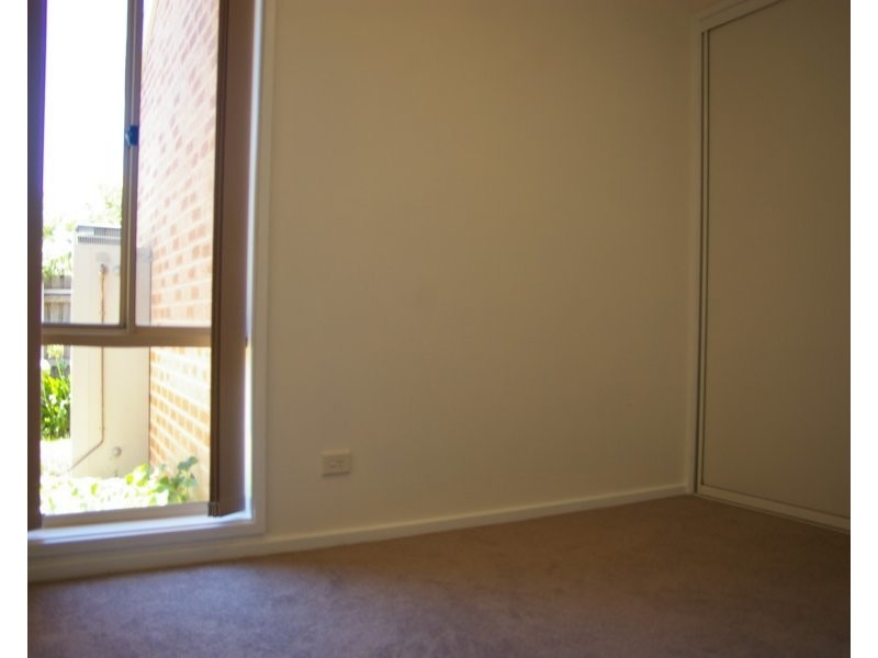 5/16-18 Laurel Place, Jerrabomberra NSW 2619