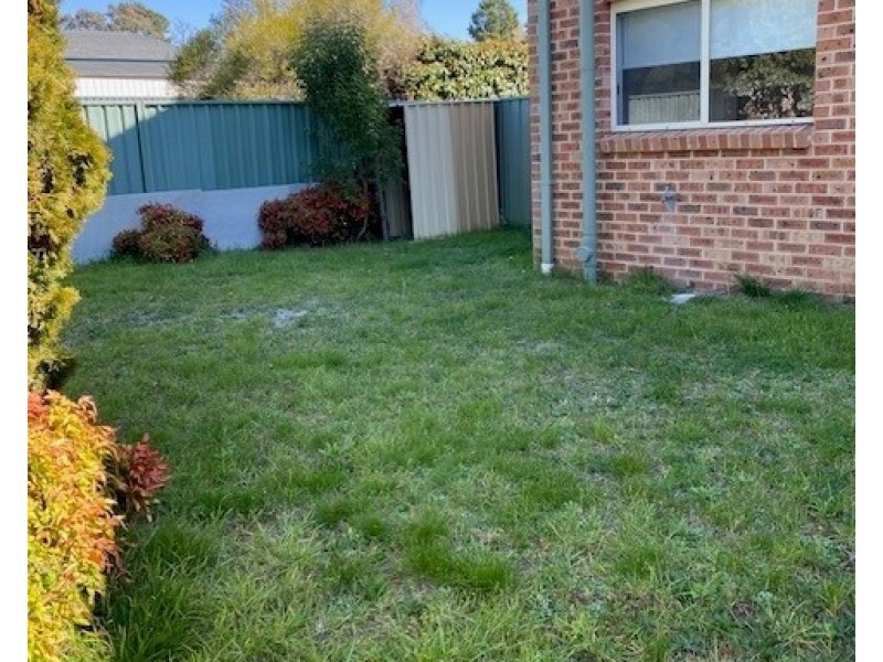 6/3 Yarrow Street, Queanbeyan NSW 2620