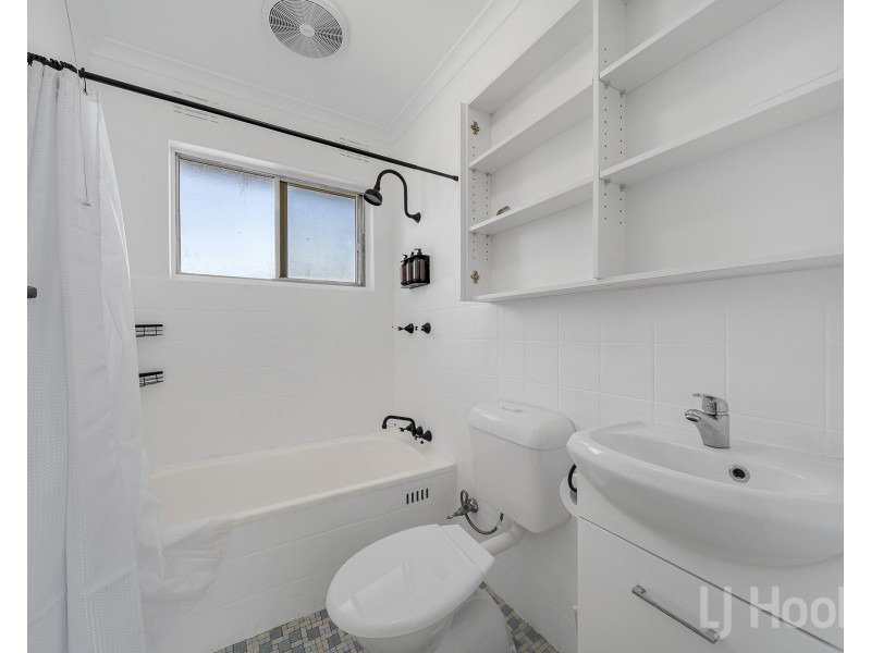 1/56 Atkinson Street, Queanbeyan NSW 2620