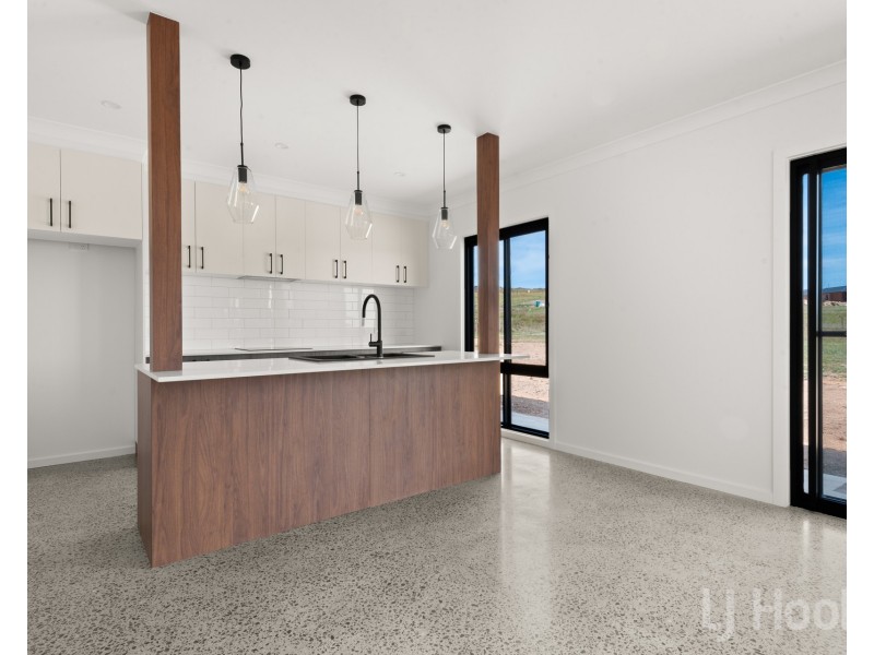 87 Scott Street, Burra NSW 2620