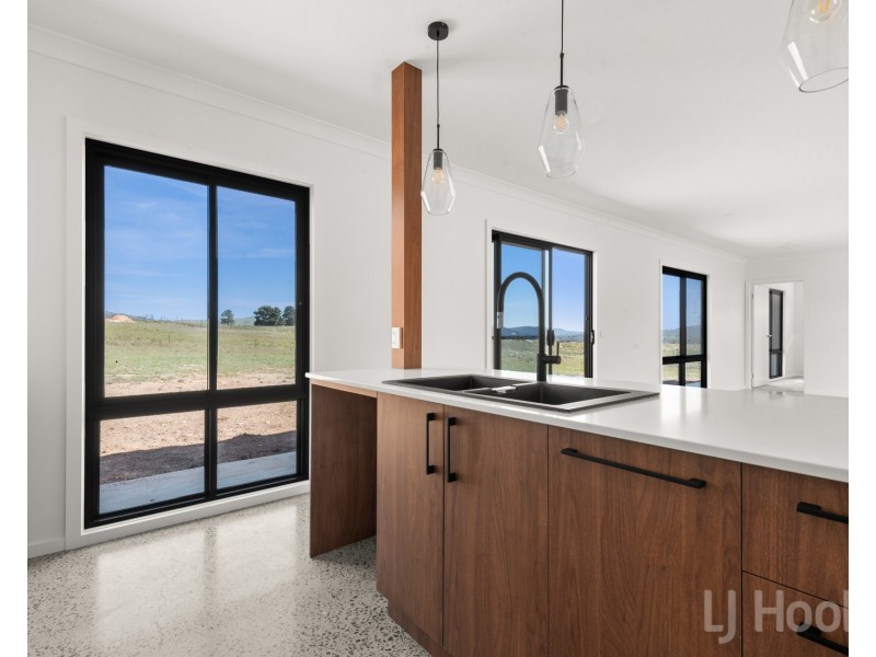 87 Scott Street, Burra NSW 2620