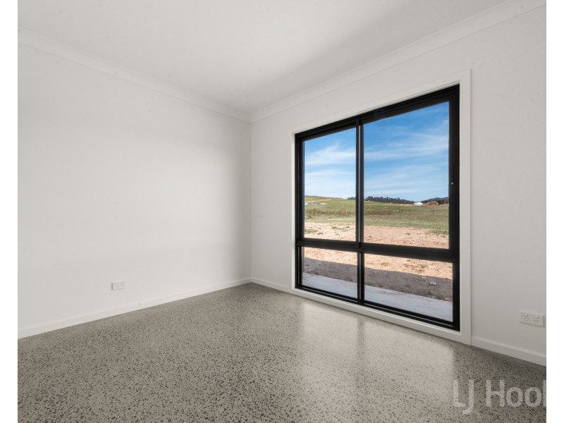 87 Scott Street, Burra NSW 2620