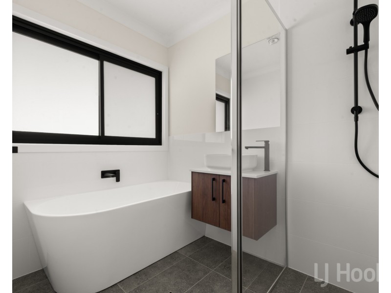 87 Scott Street, Burra NSW 2620