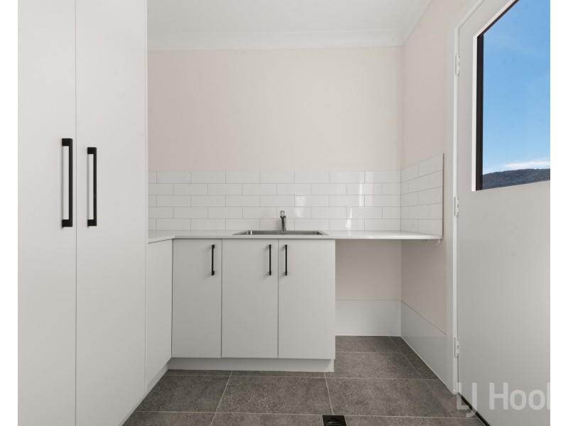 87 Scott Street, Burra NSW 2620