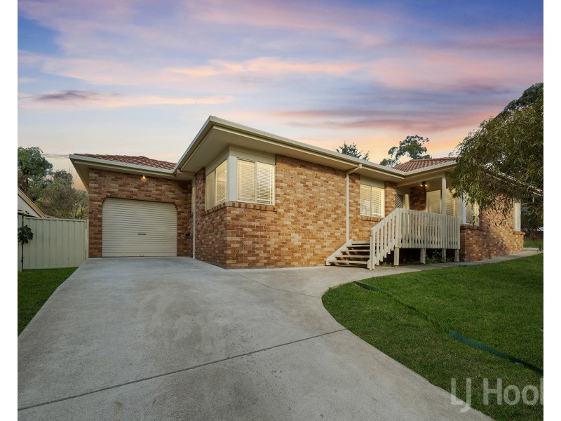 1 Byrne Place, Jerrabomberra NSW 2619