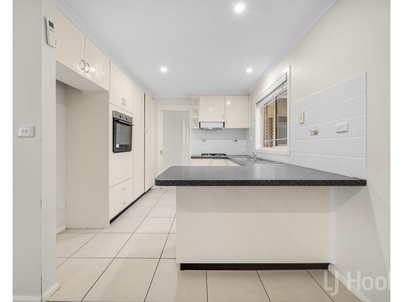 1 Byrne Place, Jerrabomberra NSW 2619