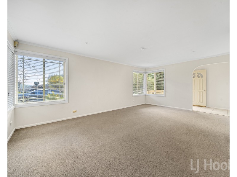 1 Byrne Place, Jerrabomberra NSW 2619