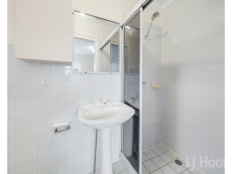 1 Byrne Place, Jerrabomberra NSW 2619