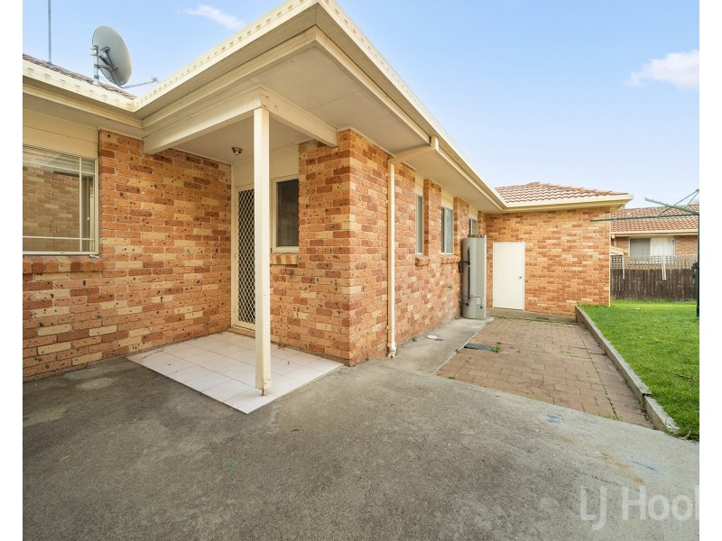 1 Byrne Place, Jerrabomberra NSW 2619