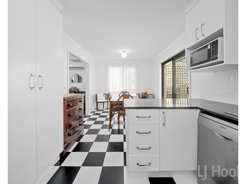 21 Waratah Street, Karabar NSW 2620