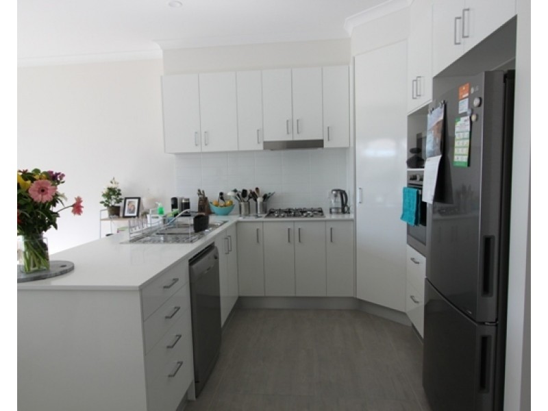 81 Caragh Avenue, Googong NSW 2620